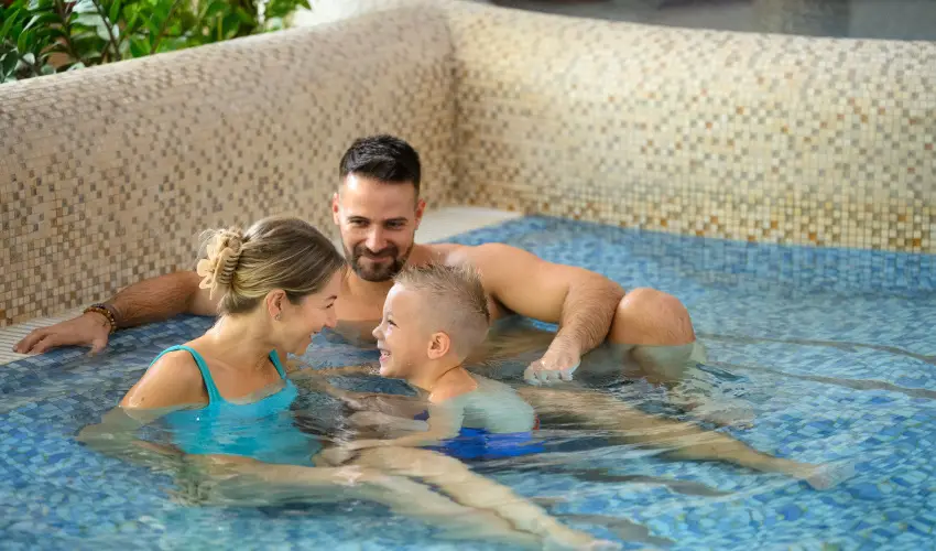 Colosseum Wellness Hotel M�rahalom