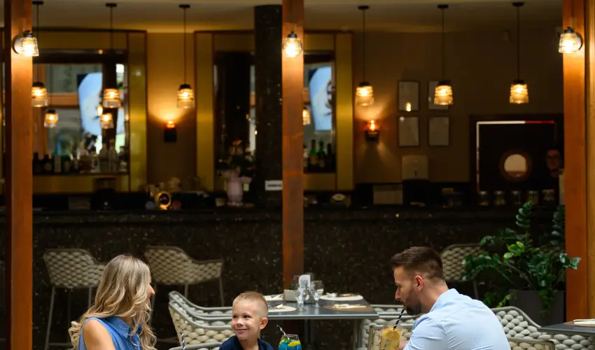 Colosseum Wellness Hotel M�rahalom