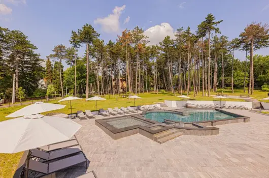 Avar Hotel, Mtrafred