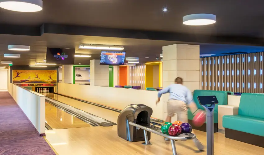 Greenfield Hotel Golf & Spa Bk, Bkfrd?