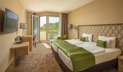 Greenfield Hotel Golf & Spa Bk, Bkfrd?