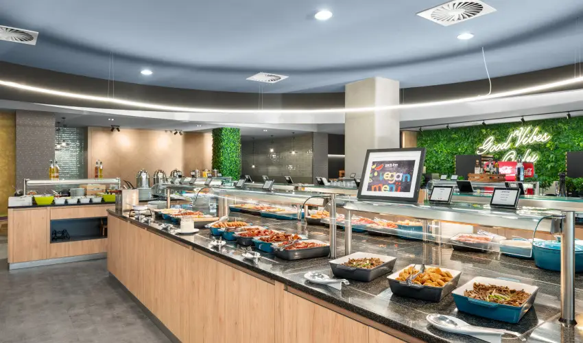 Park Inn by Radisson S�rv�r Resort & Spa S�rv�r