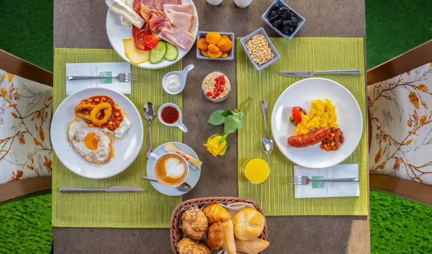 Lifestyle Hotel Mtra Mtrahza