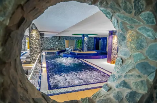 Lifestyle Hotel M�tra, M�trah�za