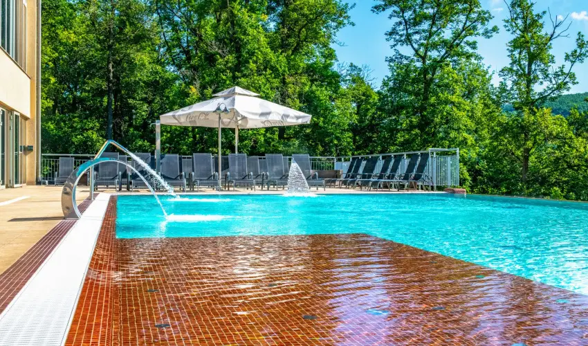 Lifestyle Hotel Mtra Mtrahza