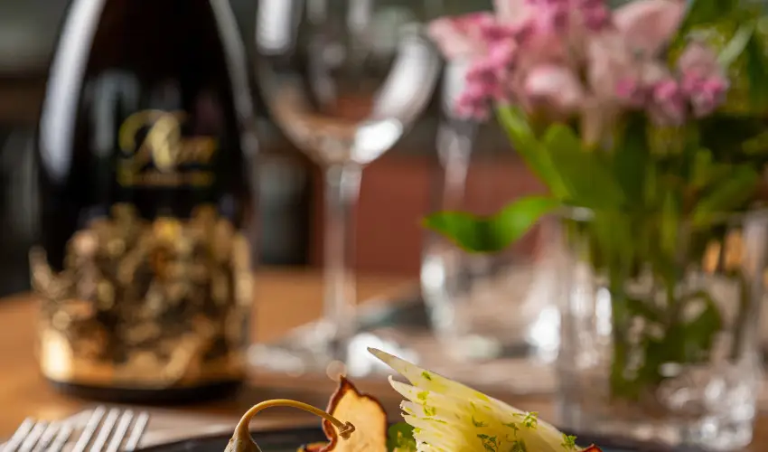 REED Luxury Hotel & Bistro Sifok