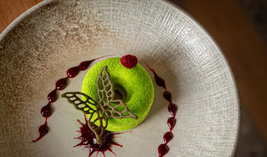 REED Luxury Hotel & Bistro Sifok